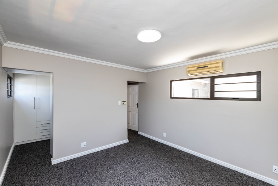 6 Bedroom Property for Sale in Dorchester Heights Eastern Cape